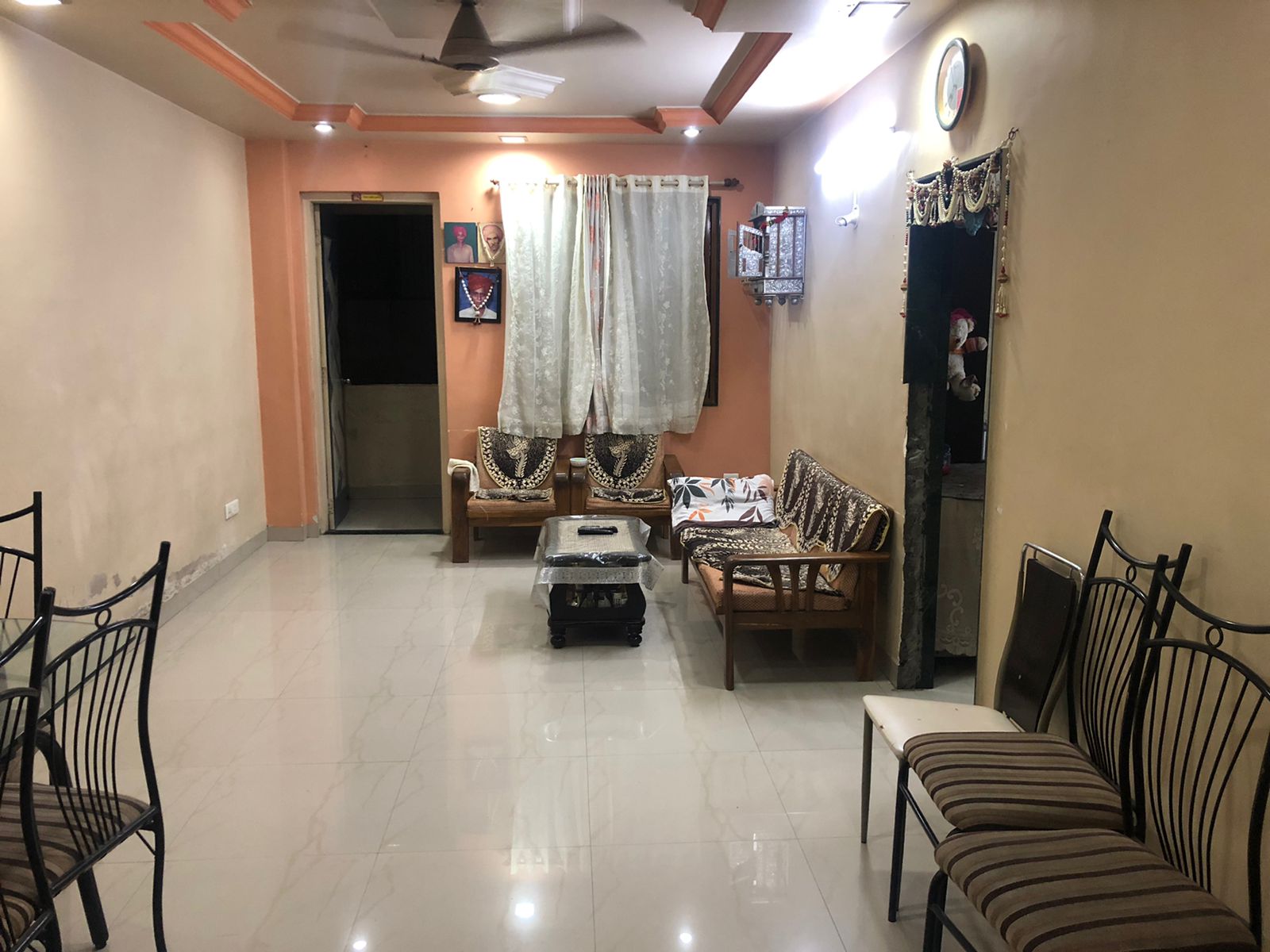 2 BHK Apartment For Sale in Thackers Apartments