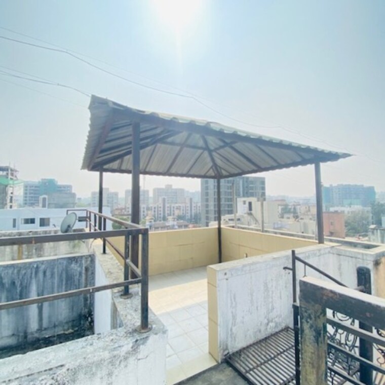 Nearby, suda-silver-estate 2.5 Bedroom 2000 Sq.Ft. Apartment In Kondhwa Pune 9653788