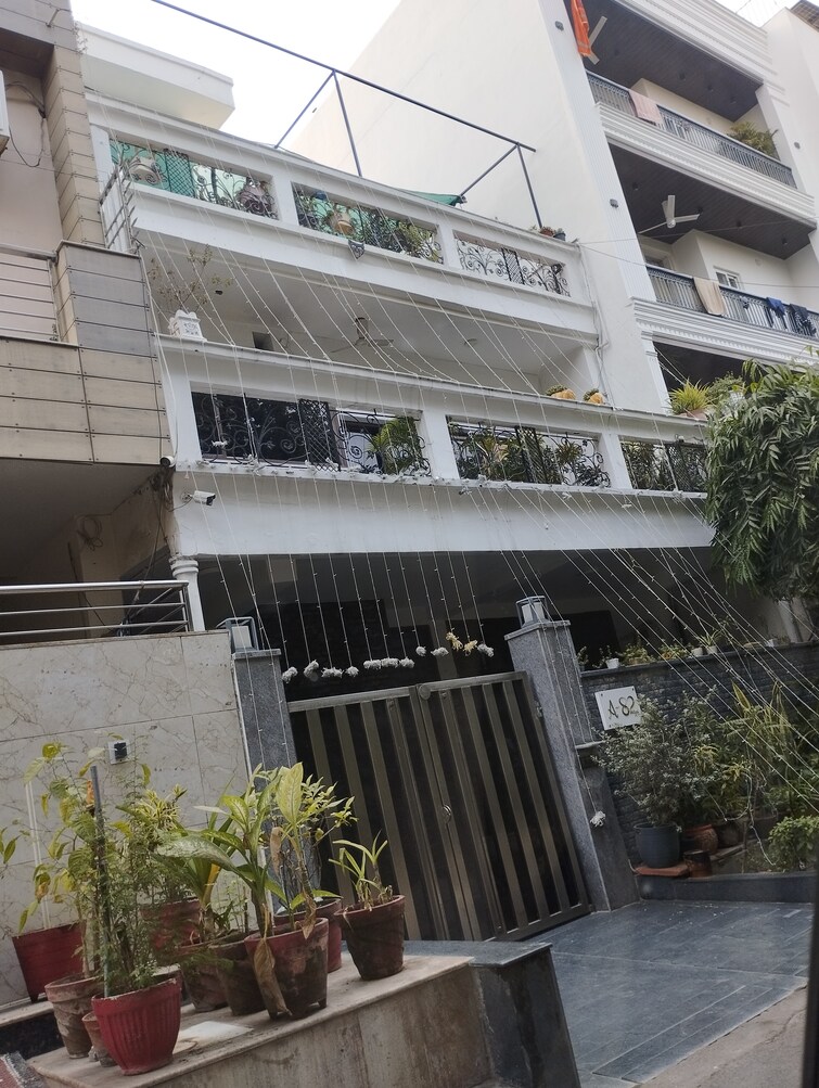 Cover Image, sector 27 5 Bedroom 112 Sq.Mt. Independent House In Sector 27 Noida 9653792