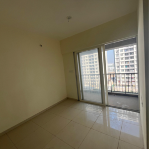 Room in 2 BHK Apartment at Kolte Patil Life Republic R 10, Marunji – for Rent