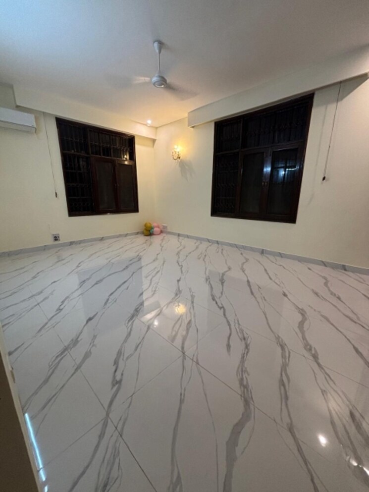 Bedroom, saket 5 Bedroom 3500 Sq.Yd. Villa In Saket Delhi 9653825