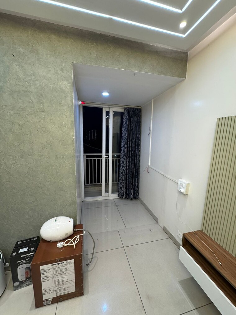 Living Room, pir machalla 3 Bedroom 2250 Sq.Ft. Apartment In Pir Machalla Zirakpur 9653824