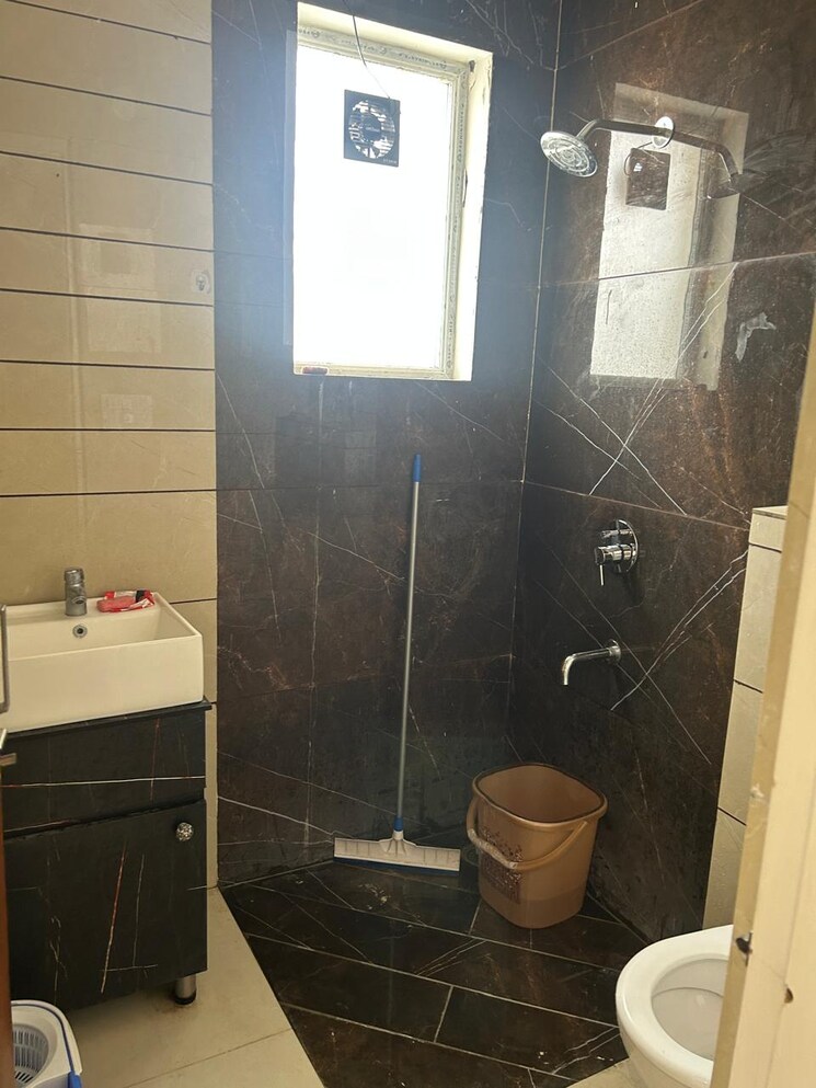 Bathroom, golden-sand-apartments 3 Bedroom 1850 Sq.Ft. Apartment In Dhakoli Zirakpur 9653835