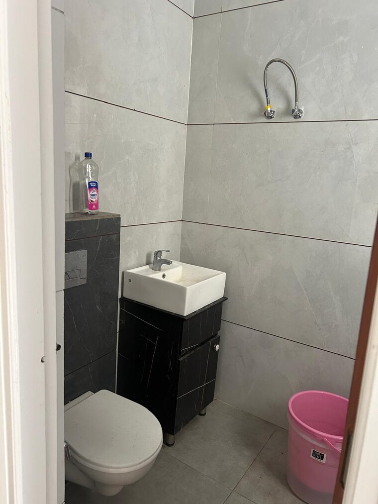 Bathroom, golden-sand-apartments 3 Bedroom 1850 Sq.Ft. Apartment In Dhakoli Zirakpur 9653835