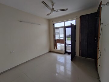 Room in 2 BHK Apartment at Green Valley Heights, Dhakoli – for Rent