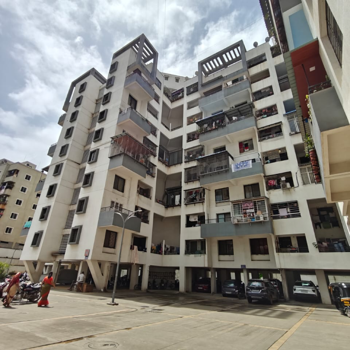 1 BHK + Extra Room Apartment For Sale in Balaji Paradise