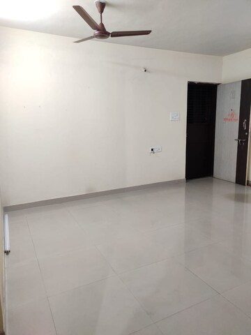 Room in 2 BHK Apartment at Sun City, Sinhagad Road – for Rent
