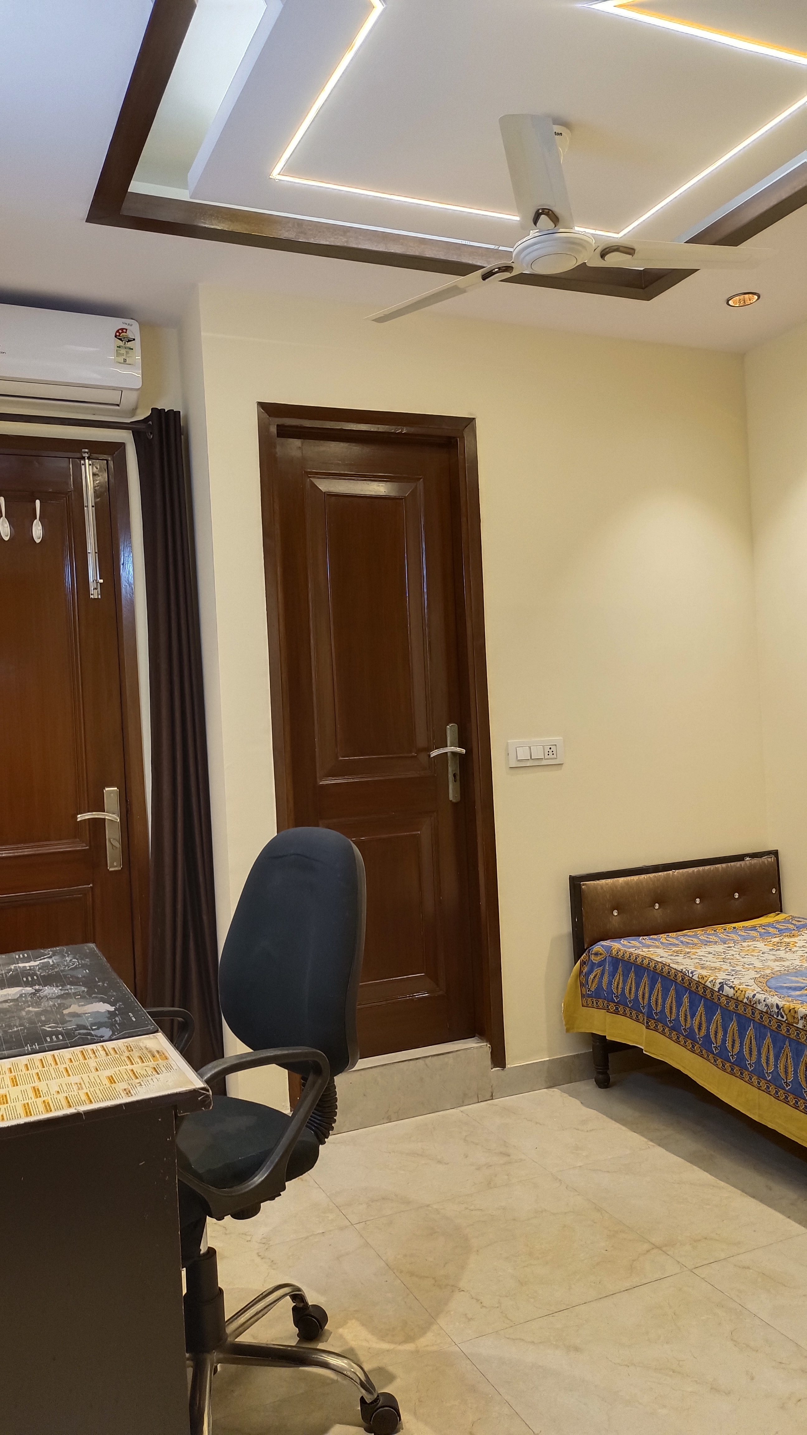 3 BHK Builder Floor For Rent in Old Rajinder Nagar