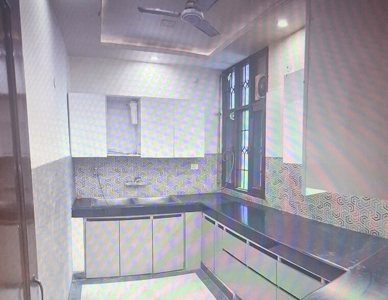 Kitchen, sector 36 3 Bedroom 250 Sq.Mt. Builder Floor In Sector 36 Noida 9653907