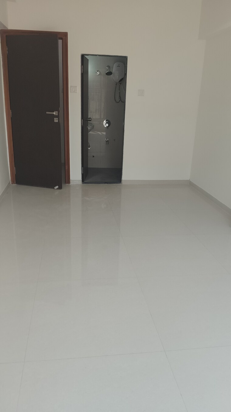 Room, haware-tilak-nagar 2 Bedroom 760 Sq.Ft. Apartment In Tilak Nagar Mumbai 9653933