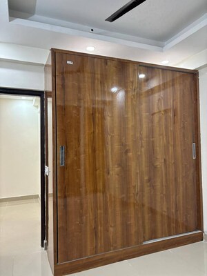 Furnished Amenities in 2 BHK Apartment at VVIP Homes, Gaur City 2 – for Rent