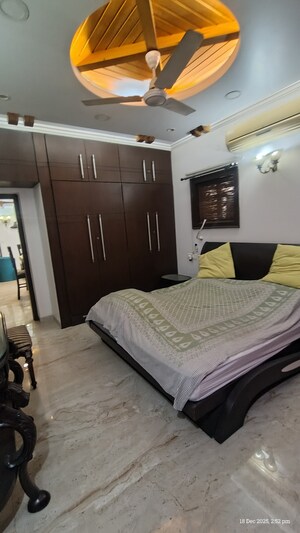 3.5 BHK Apartment For Rent in Unitech Palms, South City 1