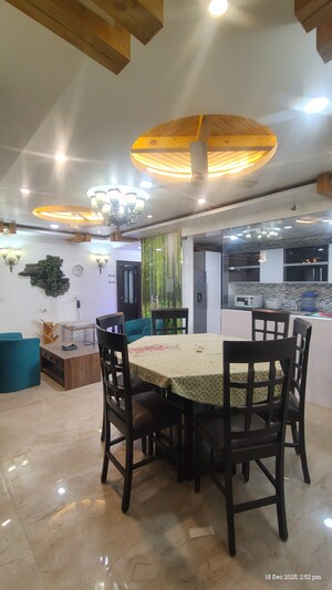 Gym in 3.5 BHK Apartment at Unitech Palms, South City 1 – for Rent