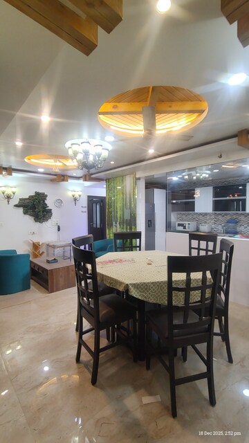 Gym in 3.5 BHK Apartment at Unitech Palms, South City 1 – for Rent