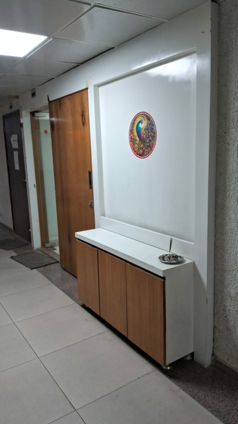 Floor Plan, sola road Commercial Office Space 970 Sq.Ft. In Sola Road Ahmedabad 9653936