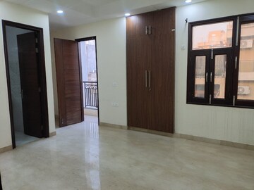 Room in 2 BHK Builder Floor at Hauz Khas – for Rent