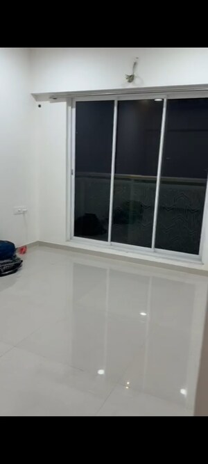 Room in 2.5 BHK Apartment at Sayba Elegant, Kurla East – for Rent