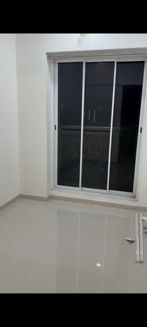 Room in 2.5 BHK Apartment at Sayba Elegant, Kurla East – for Rent