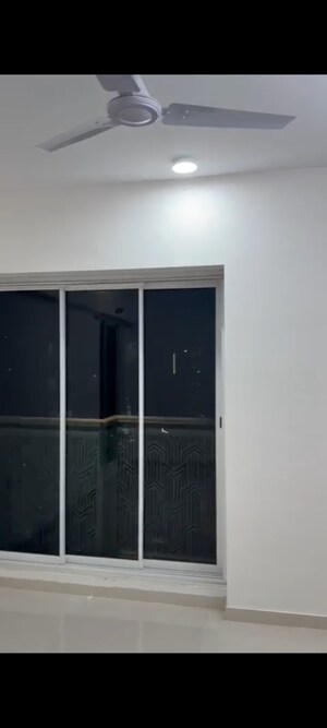 Furnished Amenities in 2.5 BHK Apartment at Sayba Elegant, Kurla East – for Rent