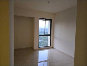 Room in 2 BHK Apartment at Lodha Sterling, Kolshet Road – for Sale
