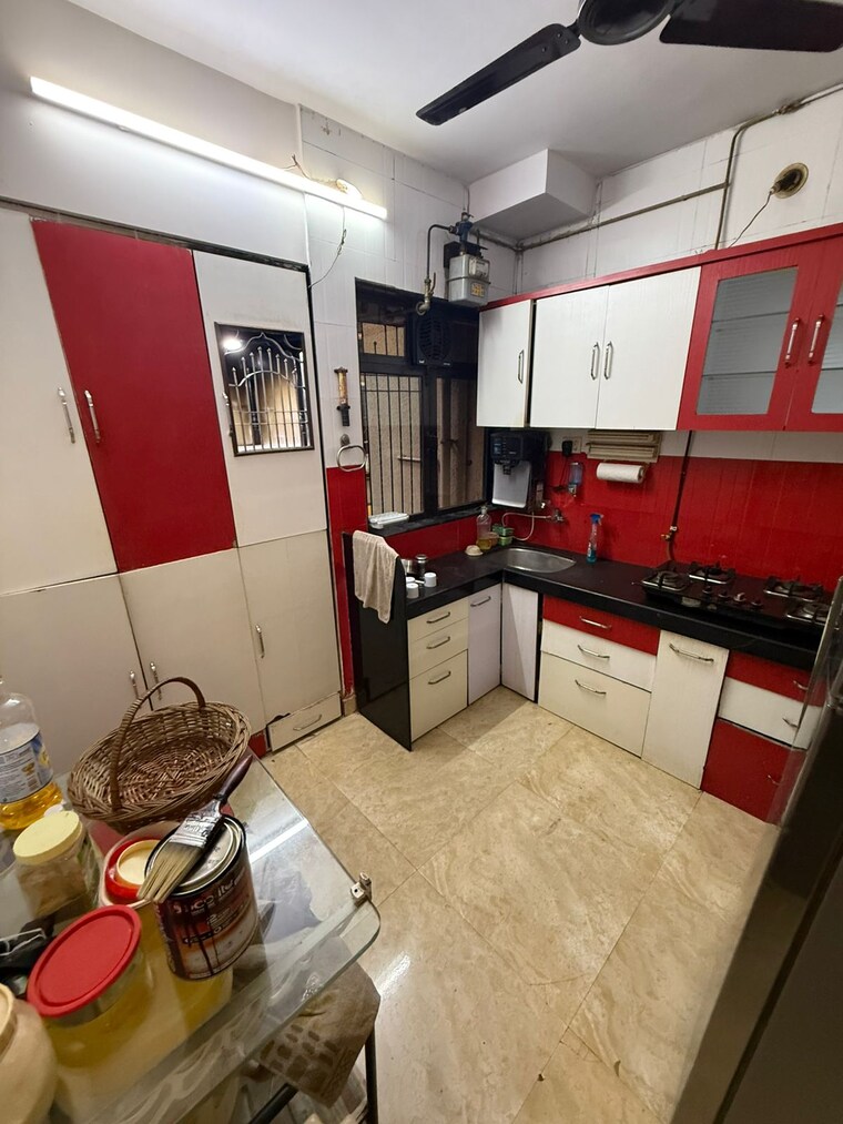 Kitchen, naupada 2 Bedroom 700 Sq.Ft. Apartment In Naupada Thane 9653956