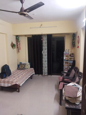 Living Room in 1 BHK Apartment at Tilak Nagar – for Rent