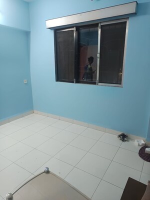 Furnished Amenities in 2 BHK Apartment at Green Acres II CHS Ltd, Ghodbunder Road – for Rent