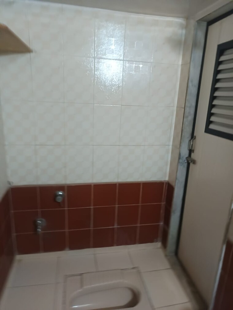 Bathroom, green-acres-ii-chs-ltd 2 Bedroom 650 Sq.Ft. Apartment In Ghodbunder Road Thane 9653960