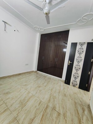 Room in 2 BHK Builder Floor at Malviya Nagar – for Rent
