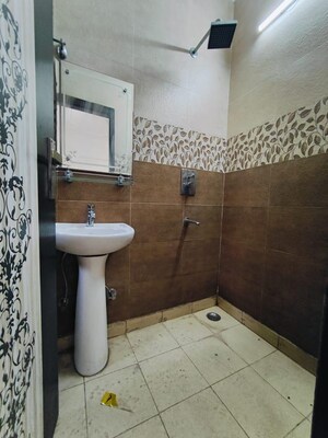 Bathroom in 2 BHK Builder Floor at Malviya Nagar – for Rent