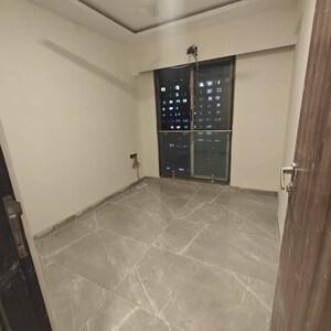 Room in 2 BHK Apartment at Hubtown The Premiere, Andheri West – for Rent