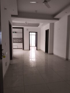2 BHK Apartment For Sale in Shri Radha Sky Gardens