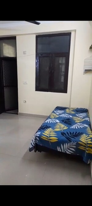 Bedroom in 2.5 BHK Builder Floor at Sector 71 – for Rent