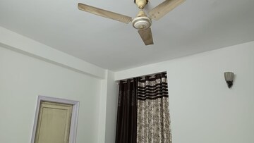 Furnished Amenities in 2 BHK Apartment at Stellar Greens, Sector 44 – for Rent