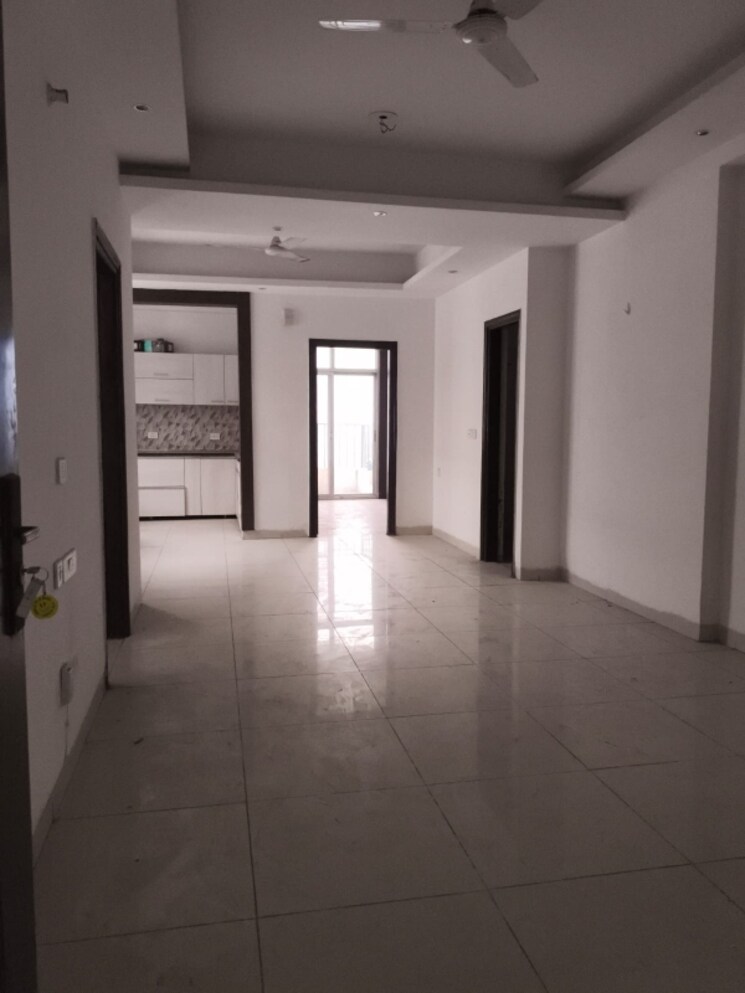 Room, gaur-city-2-16th-avenue 2 Bedroom 615 Sq.Ft. Apartment In Sector 16c Greater Noida Greater Noida 9654070