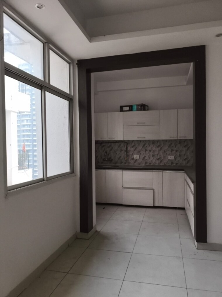 Kitchen, ajnara-le-garden 2 Bedroom 995 Sq.Ft. Apartment In Sector 16b Greater Noida Greater Noida 9654078