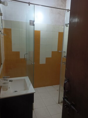 Master Bedroom in 3 BHK Independent House at Sector 52 – for Rent