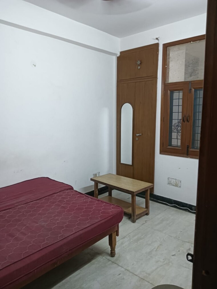 Bedroom, sector 52 3 Bedroom 1900 Sq.Ft. Independent House In Sector 52 Noida 9654091