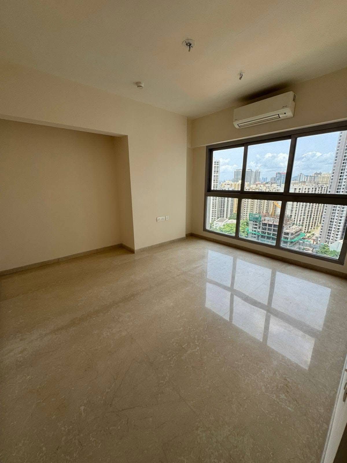 2 BHK Apartment For Rent in Piramal Vaikunth