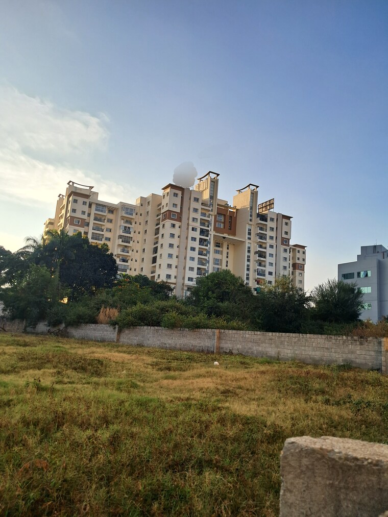 undefined, hosur road  30000 Sq.Ft. Plot In Hosur Road Bangalore 9654122