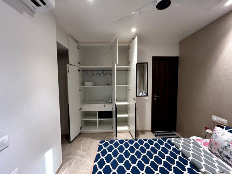 Bedroom, hiranandani-regent-hill 1 Bedroom 379 Sq.Ft. Apartment In Powai Mumbai 9654129
