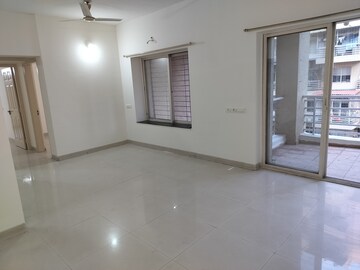 Room in 2 BHK Apartment at Mirchandani Palms, Rahatani – for Rent