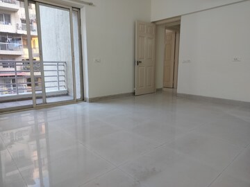 Room in 2 BHK Apartment at Mirchandani Palms, Rahatani – for Rent