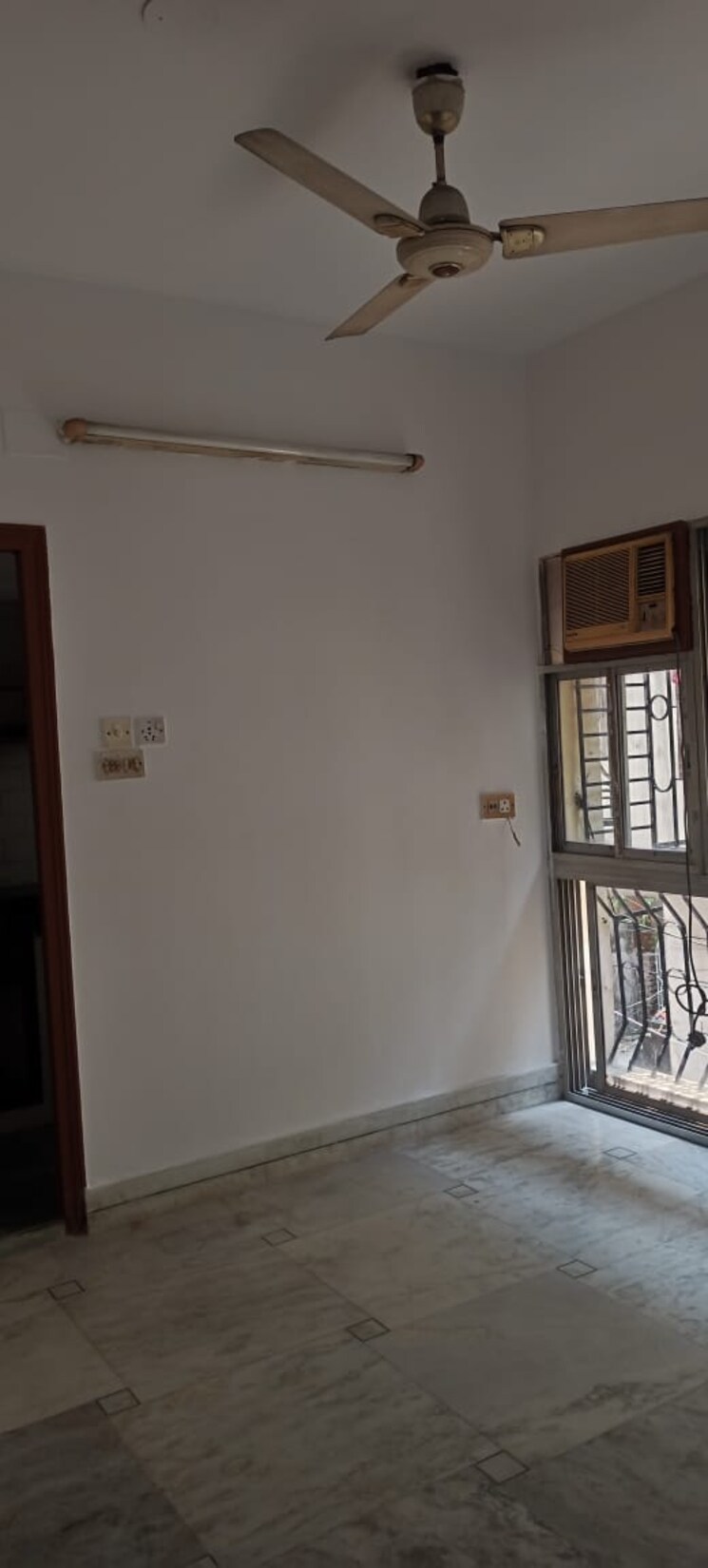 Room, kristi-villa 2 Bedroom 960 Sq.Ft. Apartment In Chinar Park Kolkata 9654139