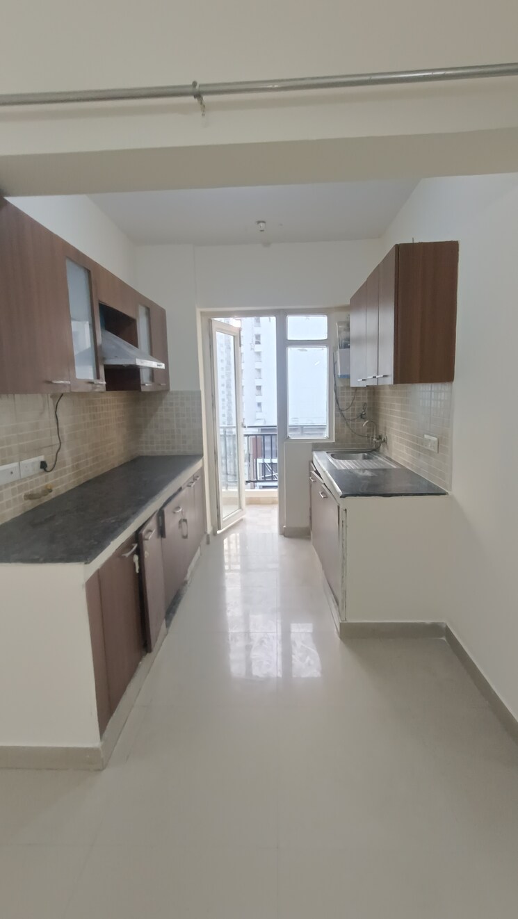 Kitchen, sethi-max-royal 2 Bedroom 1125 Sq.Ft. Apartment In Sector 76 Noida 9654190