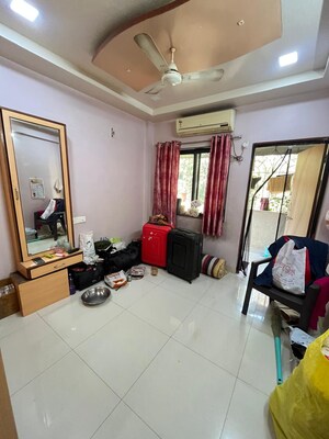 Team Area in 1 BHK Apartment at Dhanlaxmi Park, Kothrud – for Rent