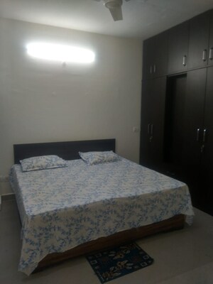 Room in  Pg at Gomti Nagar – for Rent