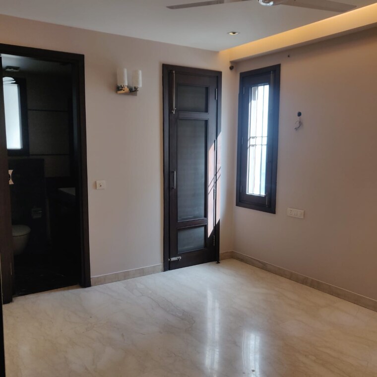 Room, panchsheel enclave 3.5 Bedroom 2700 Sq.Ft. Builder Floor In Panchsheel Enclave Delhi 9654208