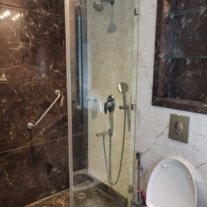 Bathroom in 3.5 BHK Builder Floor at Panchsheel Enclave – for Rent