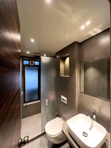 Furnished Amenities in 1 BHK Apartment at Platinum Life, Andheri West – for Rent